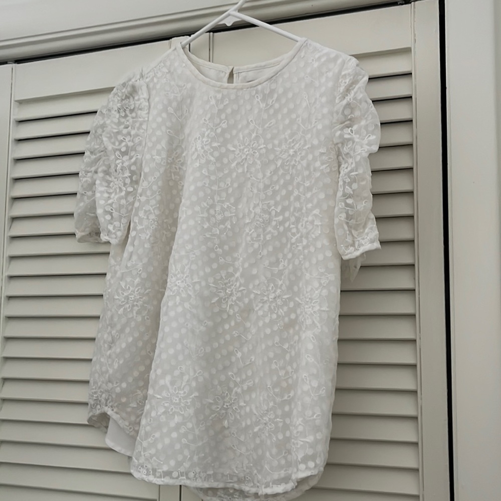 LOFT white floral top (size: S)